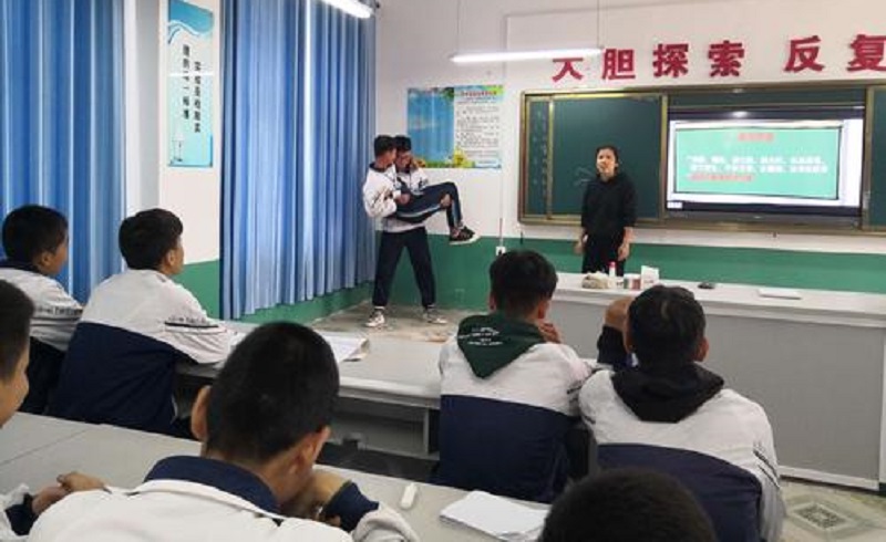 教學觸摸一體機